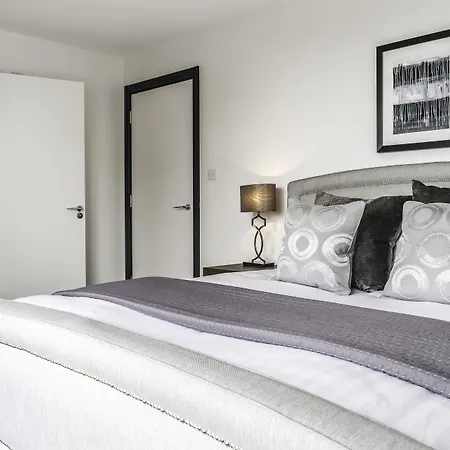 Aldgate By Excel Apartments-2