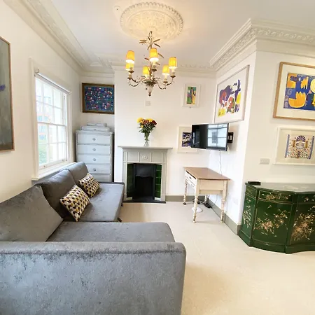 Stylish Apartments In Pimlico & Westminster-3
