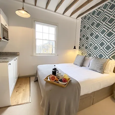Stylish Apartments In Pimlico & Westminster-3