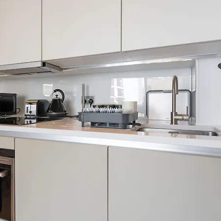 Stayo Apartments Southbank-3