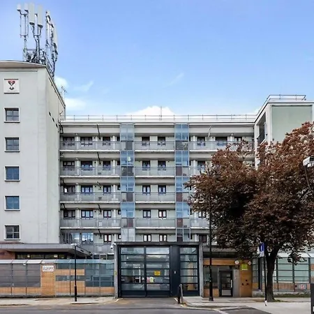 4 Bed Flat - Sleeps 12 - Pets - Wifi-2
