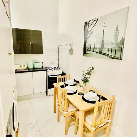 One Bedroom Flat A In Kentish Town-3