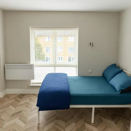 Clapton Deluxe Private Studios Modern Living Self Check-In Fast Central London Access-2