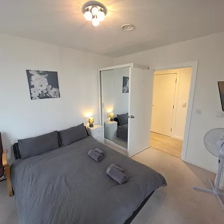 3 Bedroom Apartment From F&A Properties-2