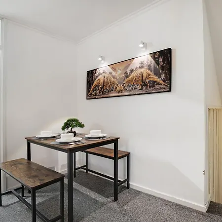 Central London 2-Bed Flat - 6Min To Victoria Station-2