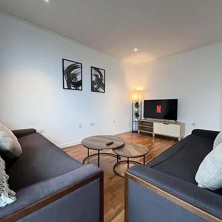 Penthouse Canary Wharf - Free Wifi-2