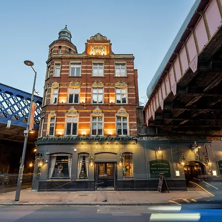 The Wellington Hotel-3