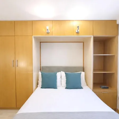 St Christopher'S Place Serviced Apartments By Globe Apartments-3