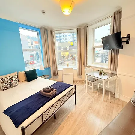 Wandsworth Guest Rooms 64-2