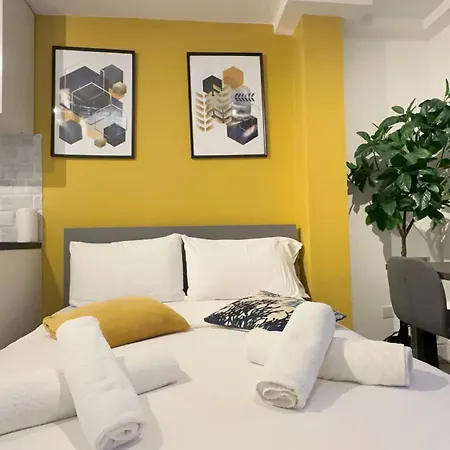 Cosy Farringdon Apartments-3
