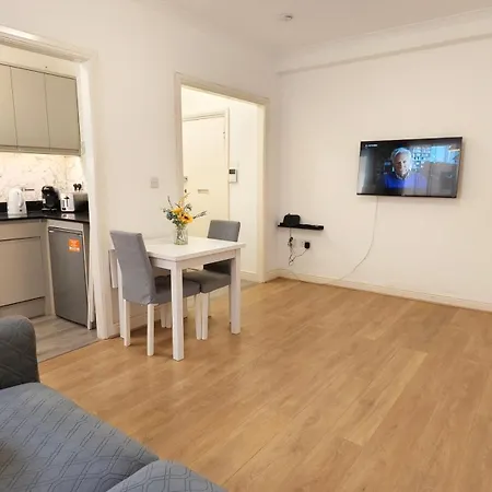 Neptune Flat 9 At Marble Arch-2