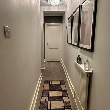 Central 1Bedroom Apartment, Connected Via Underground, Overground And Many Bus Routes-2