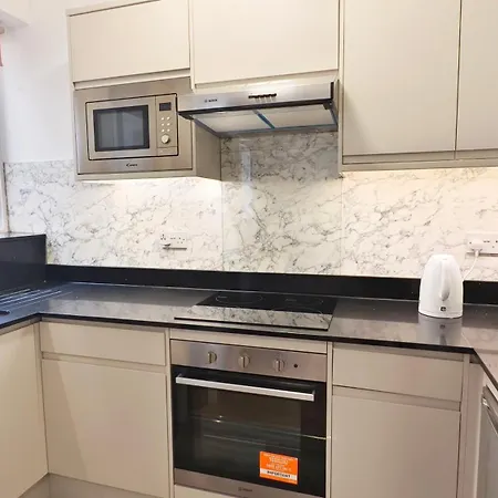Neptune Flat 9 At Marble Arch-3