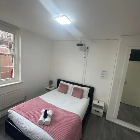Unique Double Bedroom-2