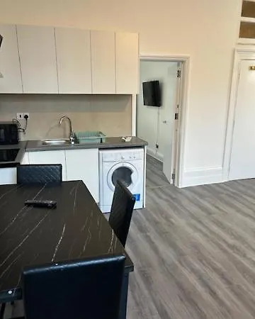 Paddington Hyde Park Apartment-2