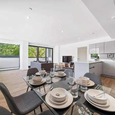 Executive Apartments In Bermondsey Free Wifi & Aircon By City Stay Aparts London-2