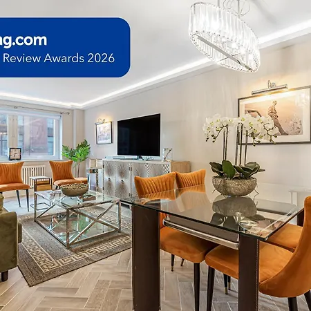 Luxury 2 Bed Apartment With Ac And Private Balcony Facing Harrods-3