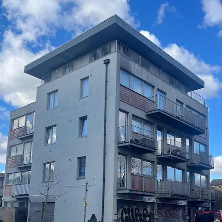 London Modern Flats Near Transports-2