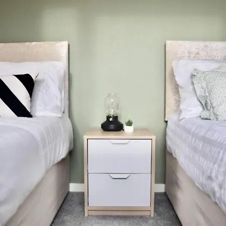 Stunning Apartment, Sleeps 4, Central London, 1 Bedroom, Zone 1, Kennington - Open For Business Stays, Long Stays And Families Relocating-3