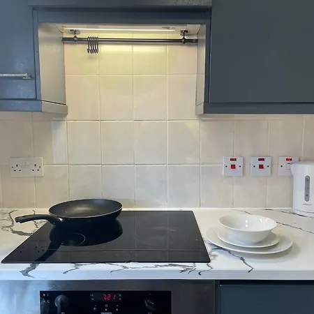 Baker Street Apartments-2