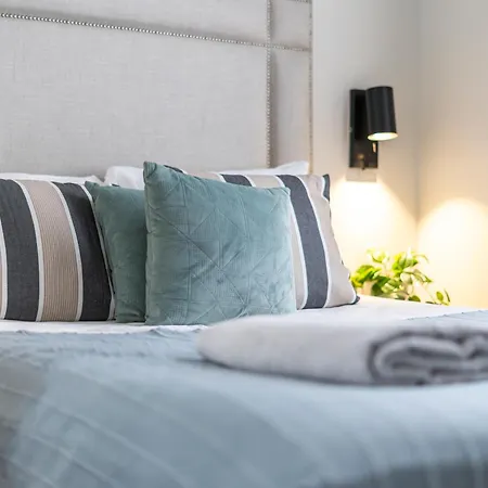 Euston Square Apartments-2