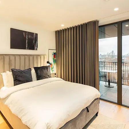 Stylish 1Br Escape - Gym -Balcony - Lift-2