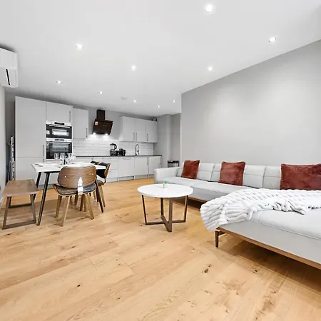 Luxury 2 Bed C1 Apartment London Bridge-2