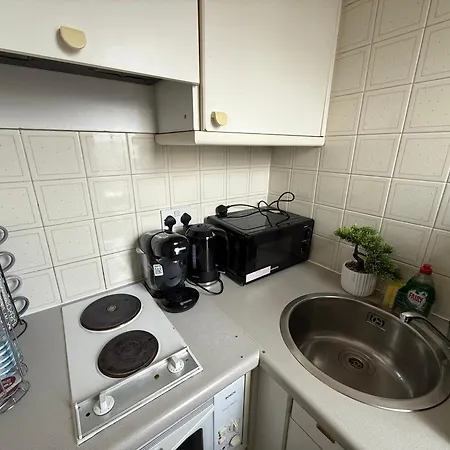 Chelsea Studio South Kensington 10 Min To Harrods-2