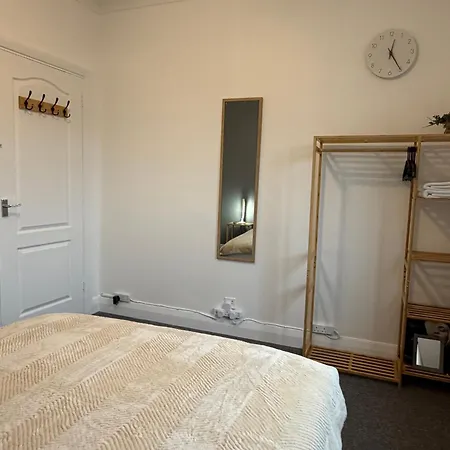 Flat In The Heart Of Camden Town-2