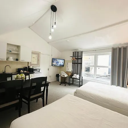 Shoreditch Rooms-2
