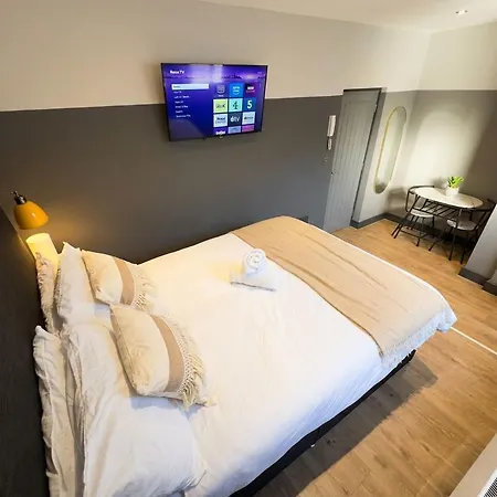 Studios Near Kings Cross Keyless Smart Check-In-2