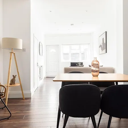 Amazing Apartments In Peckham-3