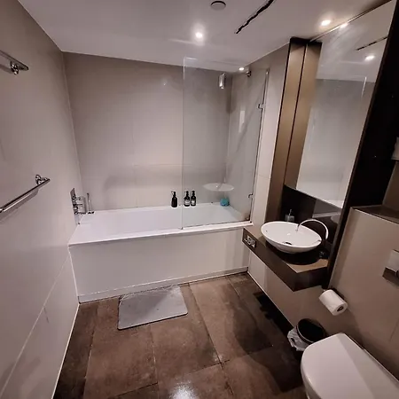 Shared Apartment In Central London-2