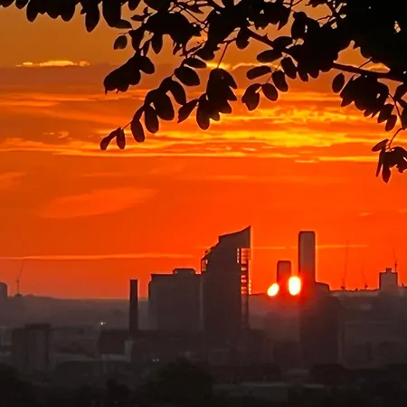 The London Skyline Penthouse-3