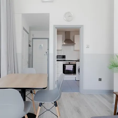 Modern Kensington Apartments-3