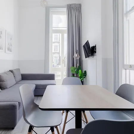 Modern Kensington Apartments-2