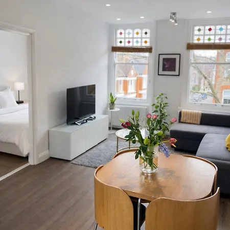 Bright One -Bed For 4 - Abeville Village-2