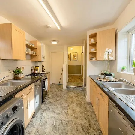 Spacious 3Br London Apartment Near Notting Hill-2