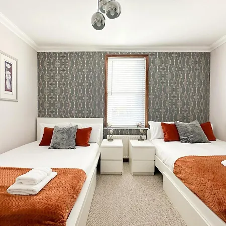 Fulham Rooms-2