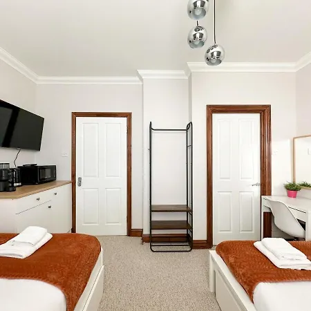 Fulham Rooms-3