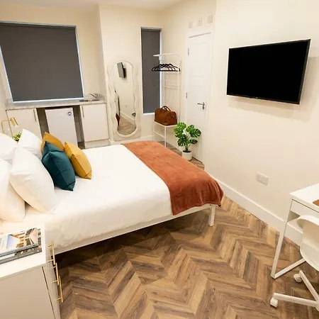 Richmond New Stylish Studio 30Mins To Central London-3