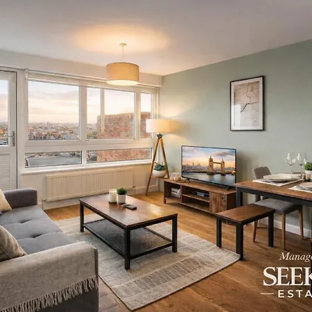 Top Floor 2Bed With Private Terrace In Shepherds Bush Near Westfield & Tube-2