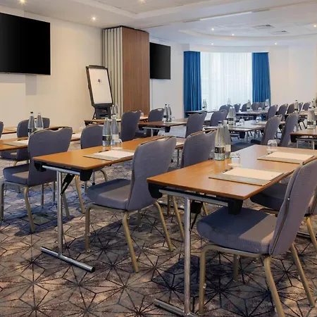 Doubletree By Hilton London Angel Kings Cross-2