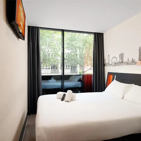 Easyhotel London City Shoreditch-2