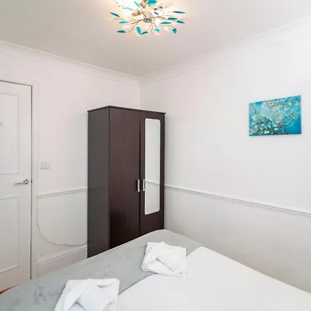 Italianflat - Warwick-2