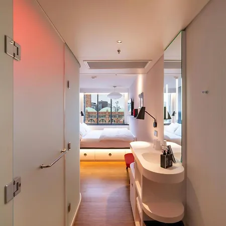 Citizenm London Victoria Station-2