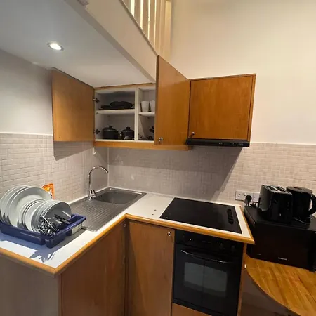 Modern Studios Close To Hyde Park-2