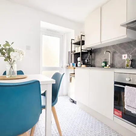 Deluxe Studio Apartment In Kings Cross-3