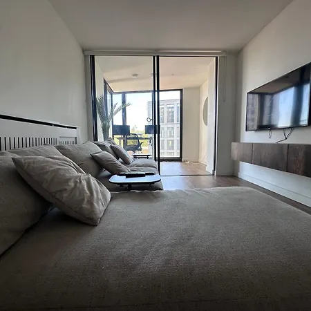 Amazing 1Bed With Winter Garden In Vauxhall-2