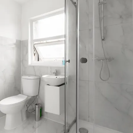 Nestio | Earl'S Court Designer Studios-2